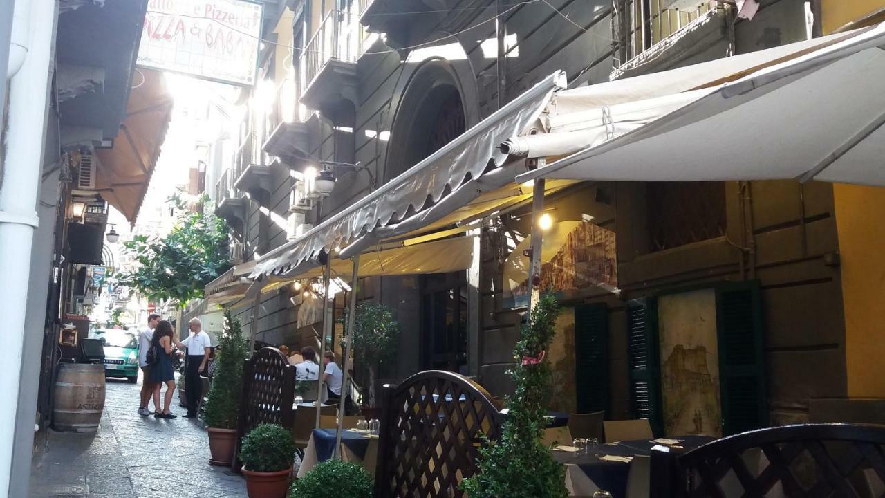 B&B Montecalvario 41 Napoli Eksteriør bilde