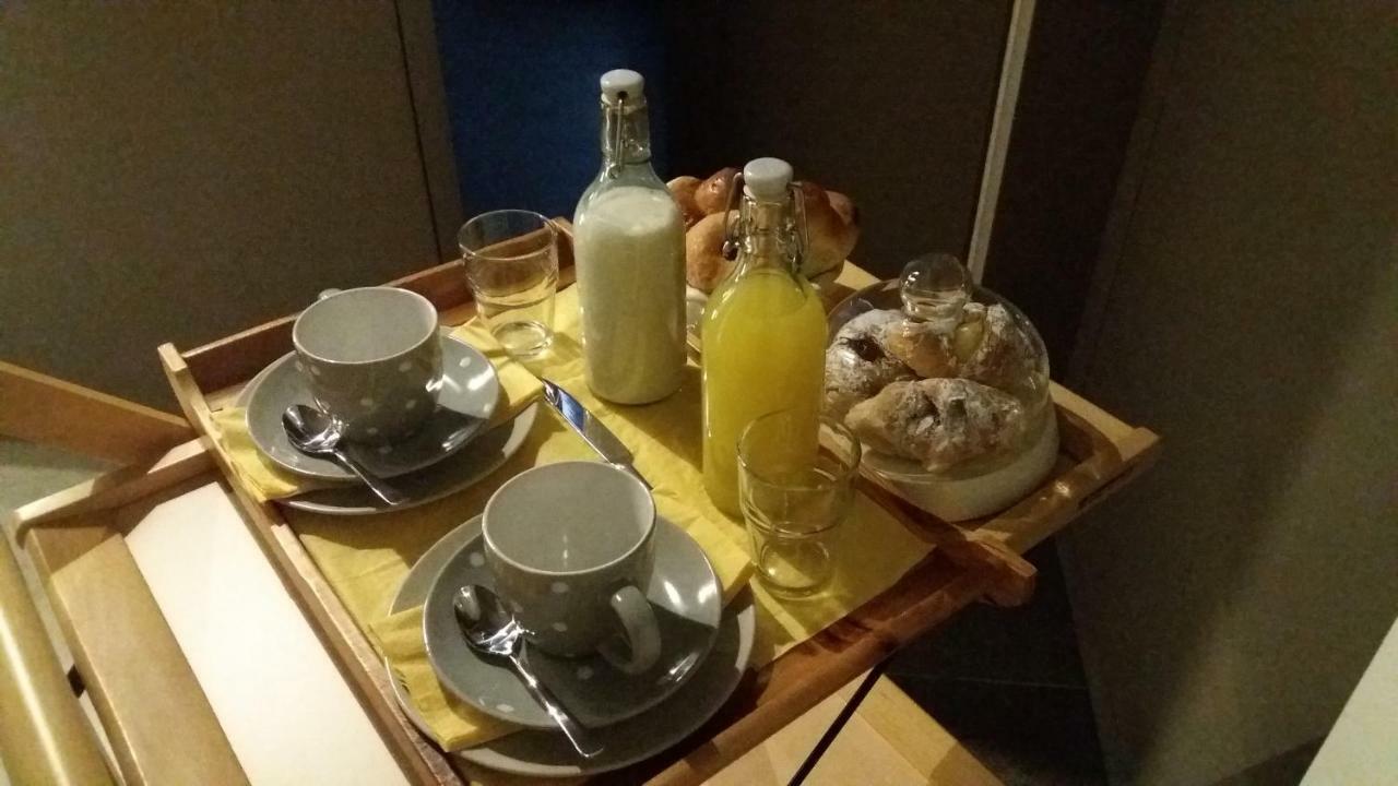 B&B Montecalvario 41 Napoli Eksteriør bilde