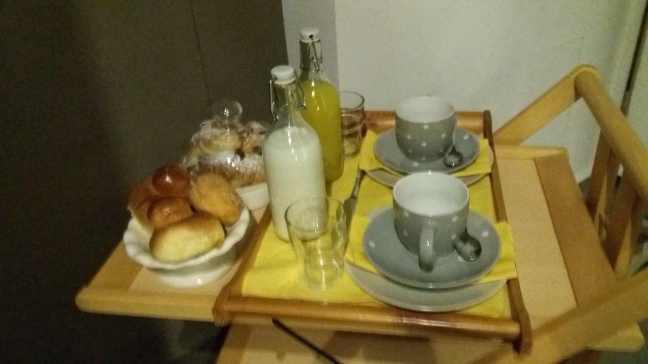 B&B Montecalvario 41 Napoli Eksteriør bilde